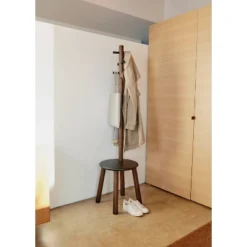 Pillar Stool And Coatrack - Umbra -Homcom Crosley Shop GUEST 60f271e4 92ee 4c19 8b6e 02b966e31937