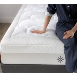 Zinus Winter Cloud 12" Memory Foam Mattress -Homcom Crosley Shop GUEST 82bac1db 8f2f 4383 898c cfa2c0feb47b